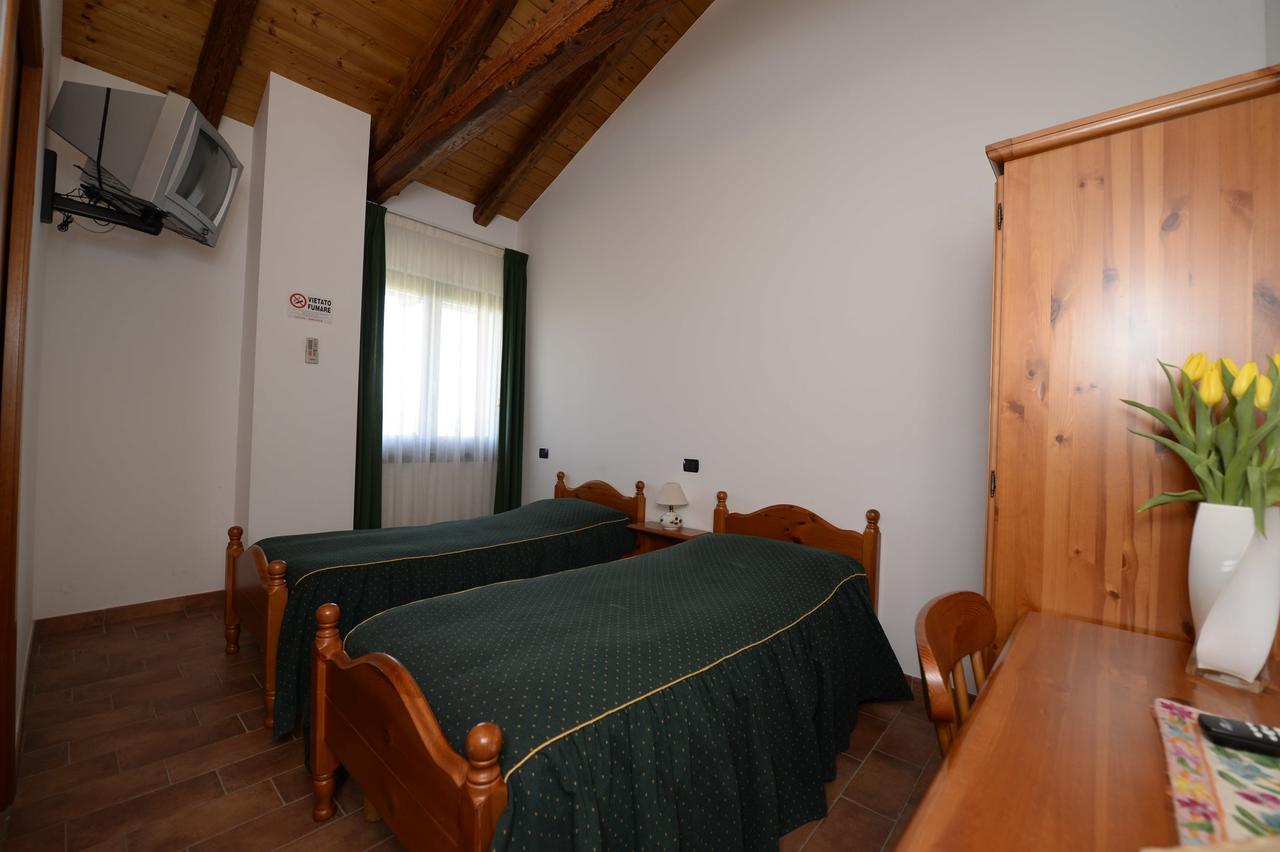 Agriturismo Le Oche Selvatiche Villa Lauzacco Екстериор снимка